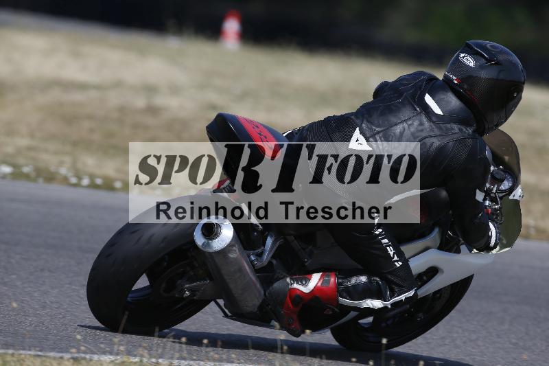 Archiv-2023/32 08.06.2023 TZ Motorsport ADR/Gruppe gelb/backside